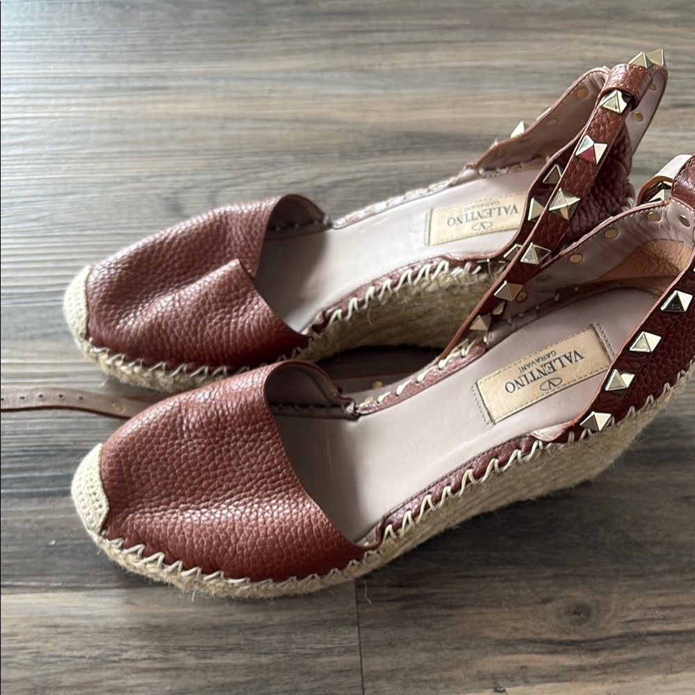 Valentino Women's Brown Espadrille Sandals in great condition